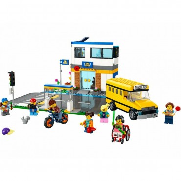 Lego City: School Day